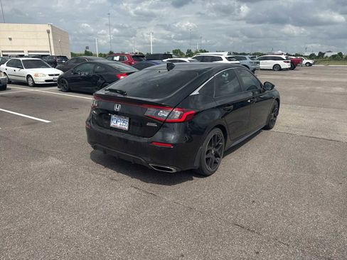 Used 2023 Honda Civic Sport Touring image 5