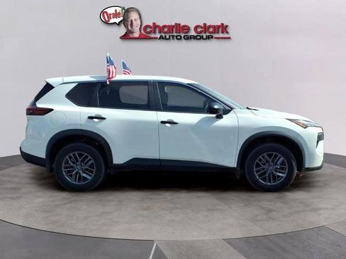 Certified 2024 Nissan Rogue S FWD image 6