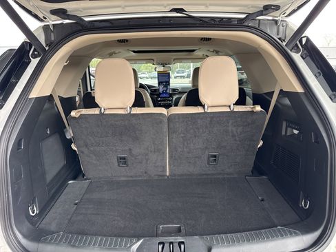 Certified 2023 Ford Explorer Limited w/ Limited Technology Package AWD/4WD image 41