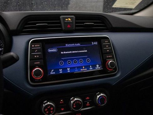 New 2025 Nissan Versa SV w/ Trunk Package image 32