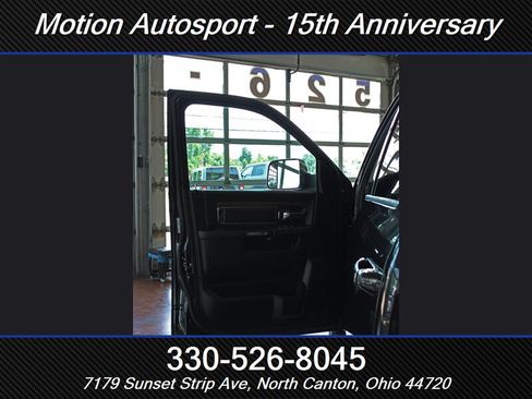 Used 2017 RAM 1500 Laramie AWD/4WD image 16