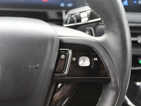 Used 2024 Lincoln Corsair Reserve w/ Equipment Group 201A image 10