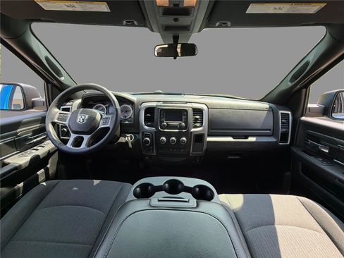 Used 2022 RAM 1500 Warlock AWD/4WD image 19