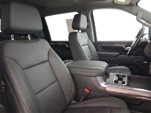 Used 2024 Chevrolet Silverado 2500 LTZ w/ LTZ Convenience Package image 14