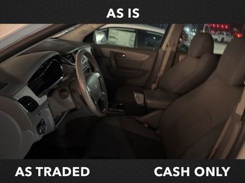 Used 2017 Chevrolet Traverse LT image 19