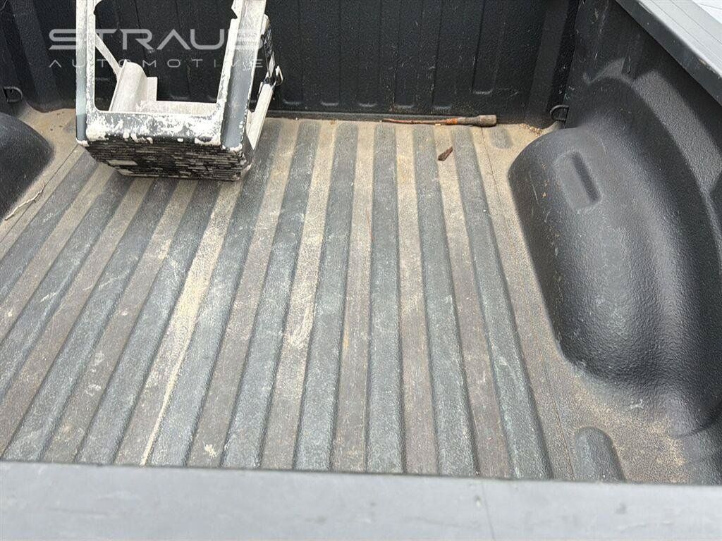 Used 2019 RAM 1500 Laramie AWD/4WD image 14