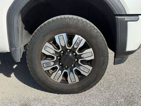 Certified 2024 GMC Sierra 2500 Denali w/ Denali Reserve Package AWD/4WD image 10