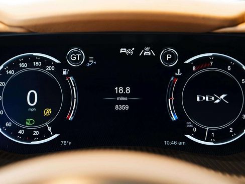 Used 2022 Aston Martin DBX AWD/4WD image 30