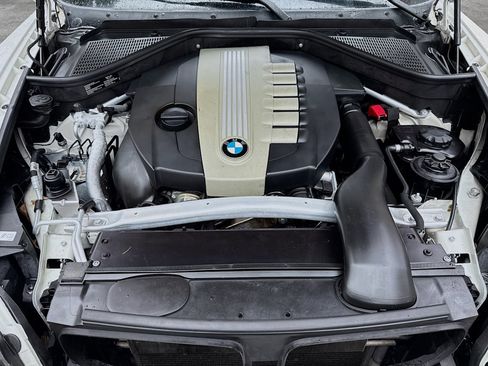 Used 2012 BMW X5 xDrive35d image 31