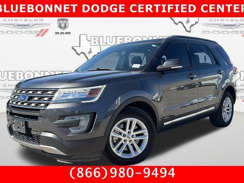 Used 2017 Ford Explorer XLT w/ Equipment Group 201A image 1