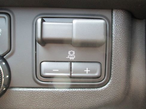 New 2026 GMC Yukon Elevation w/ Elevation Premium Package AWD/4WD image 21