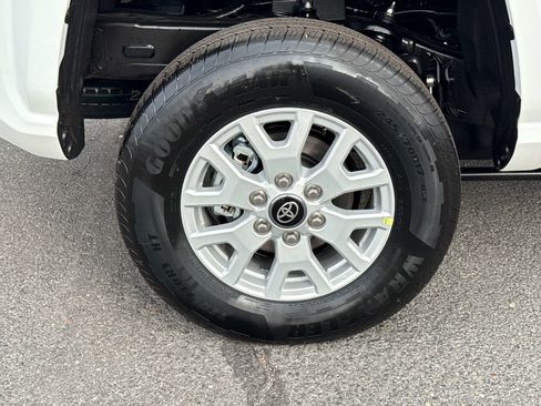 New 2026 Toyota Tacoma SR5 w/ SR5 Upgrade Package image 6