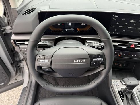 New 2026 Kia Sportage EX FWD image 28