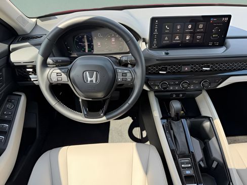 Certified 2025 Honda Accord EX-L image 12