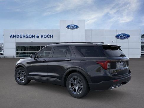 Used 2026 Ford Explorer Active AWD/4WD image 4