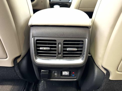 Used 2019 INFINITI QX50 Essential w/ Premium Heat Package image 13