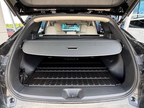 Used 2025 Nissan Murano SL w/ Cargo Package AWD/4WD image 42