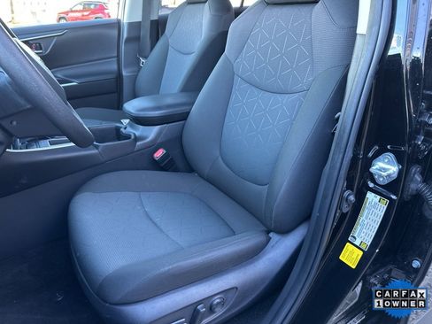 Used 2024 Toyota RAV4 XLE image 62