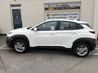 Used 2023 Hyundai Kona SE video 2