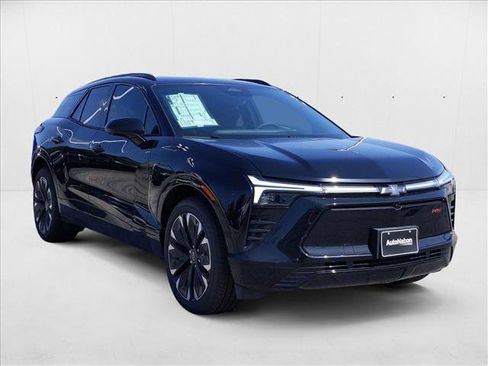 New 2025 Chevrolet Blazer EV RS image 4