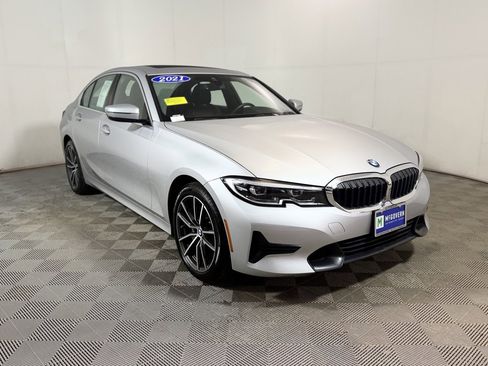 Used 2021 BMW 330i xDrive Sedan image 9