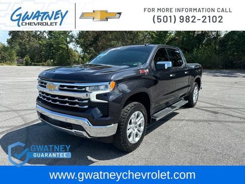 Used 2022 Chevrolet Silverado 1500 LTZ w/ Z71 Off-Road Package AWD/4WD image 1