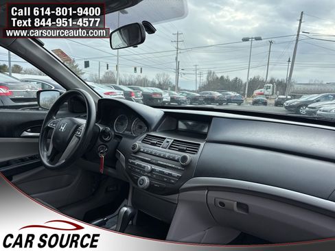 Used 2011 Honda Accord LX image 38