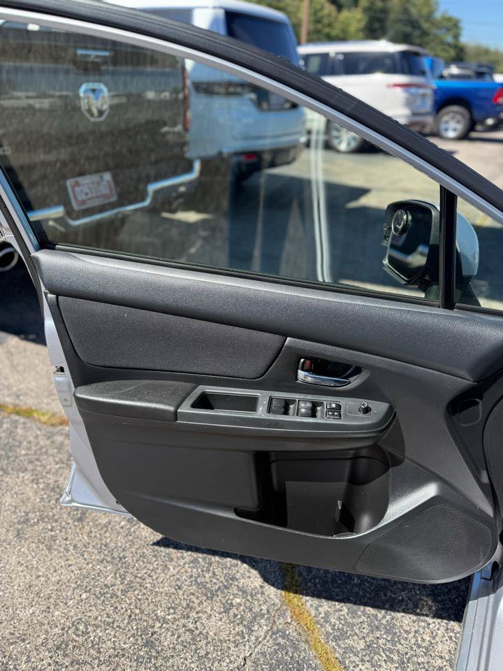 Used 2014 Subaru Impreza 2.0i Sport Premium w/ Popular Package #1 AWD/4WD image 8