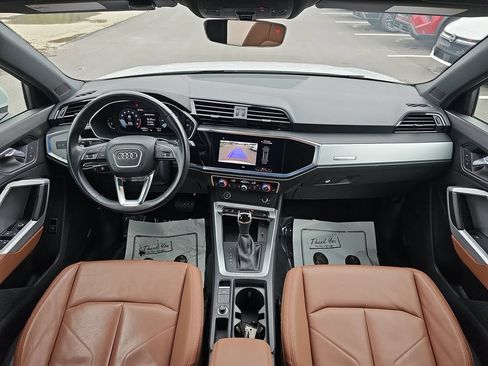 Used 2021 Audi Q3 2.0T Premium w/ Convenience Package AWD/4WD image 13