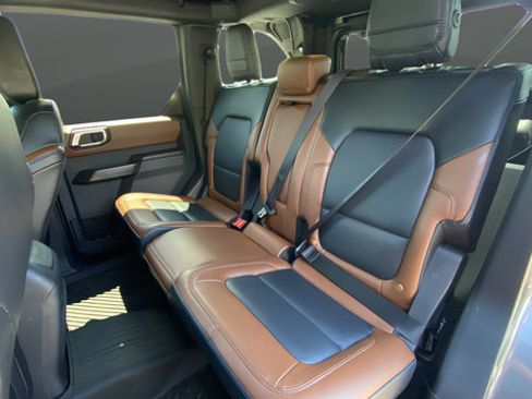 Used 2024 Ford Bronco Outer Banks AWD/4WD image 24