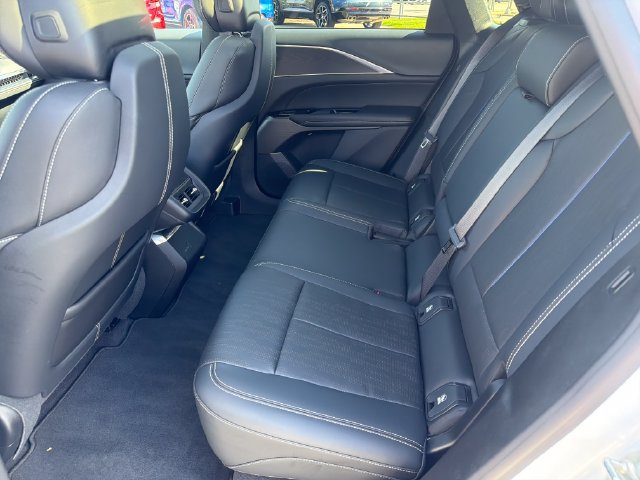 Certified 2024 Cadillac Lyriq Sport AWD/4WD image 25