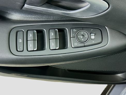 Used 2025 Hyundai Sonata SEL FWD image 15