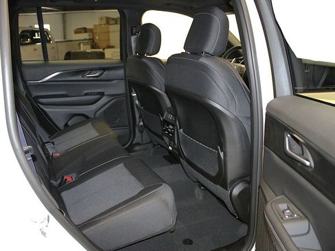New 2026 Jeep Grand Cherokee Laredo X AWD/4WD image 35