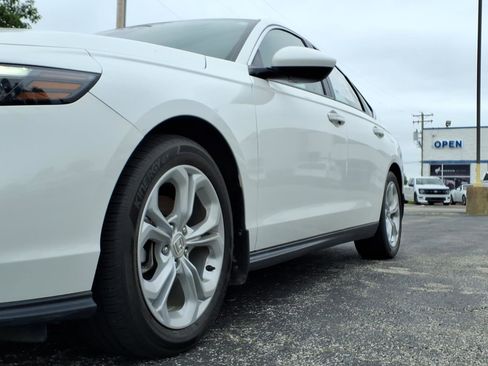 Used 2023 Honda Accord LX image 35