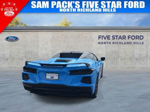 Used 2023 Chevrolet Corvette Stingray Premium Conv w/ Z51 Performance Package RWD image 8