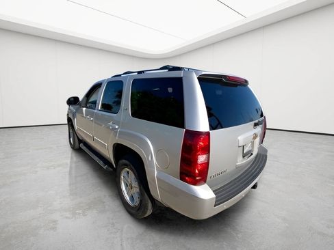 Used 2011 Chevrolet Tahoe LT w/ Luxury Package AWD/4WD image 10