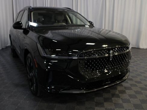 New 2026 Lincoln Nautilus Reserve w/ Jet Appearance Package image 51