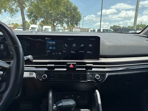 Used 2026 Kia Sportage LX FWD image 27