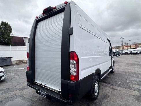 Used 2024 RAM ProMaster 3500 FWD image 9