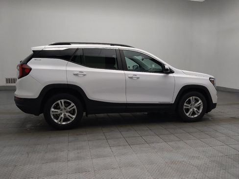 Used 2022 GMC Terrain SLE w/ Driver Convenience Package FWD image 10