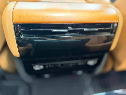 Used 2022 Jeep Grand Wagoneer Series III w/ Rear Seat Video Group 1 AWD/4WD image 35