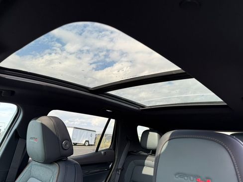 New 2026 GMC Terrain AT4 AWD/4WD image 28