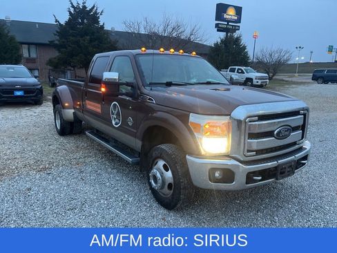 Used 2012 Ford F350 Lariat w/ Chrome Pkg image 2