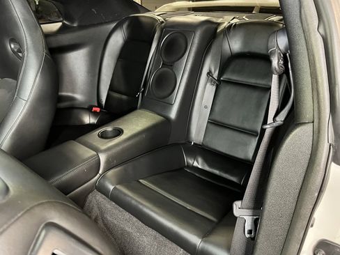 Used 2017 Nissan GT-R Premium image 15