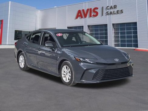 Used 2025 Toyota Camry LE FWD image 3