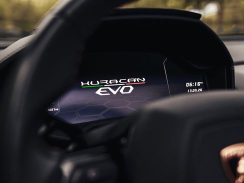 Used 2020 Lamborghini Huracan EVO AWD/4WD image 97