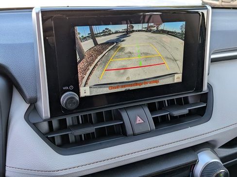 Certified 2025 Toyota RAV4 XLE AWD/4WD image 13