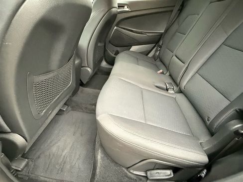 Used 2019 Hyundai Tucson SE w/ Cargo Package image 13