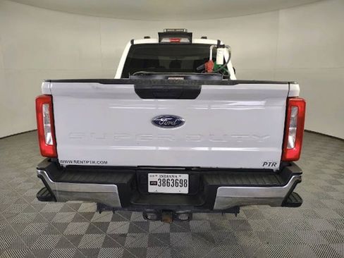 Used 2023 Ford F250 XL w/ FX4 Off-Road Package AWD/4WD image 8