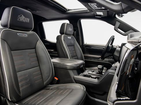 Used 2023 GMC Sierra 1500 AT4X w/ AT4X AEV Edition image 34